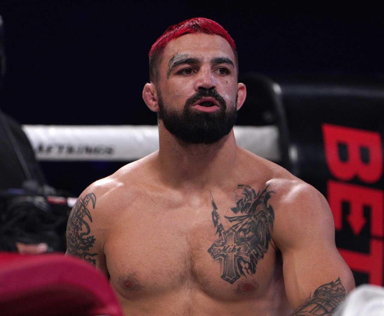 Mike Perry calls Jake Paul out as ex-UFC fighter signs fight contract, but says that YouTuber 'changed their mind'
