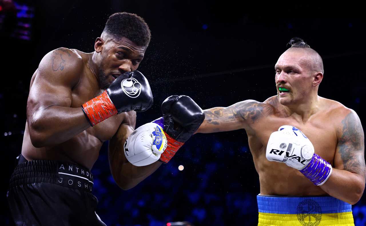 According to Liam Smith, Anthony Joshua's'mental vulnerabilities' are a problem and Tyson Fury would defeat him before they enter the ring.