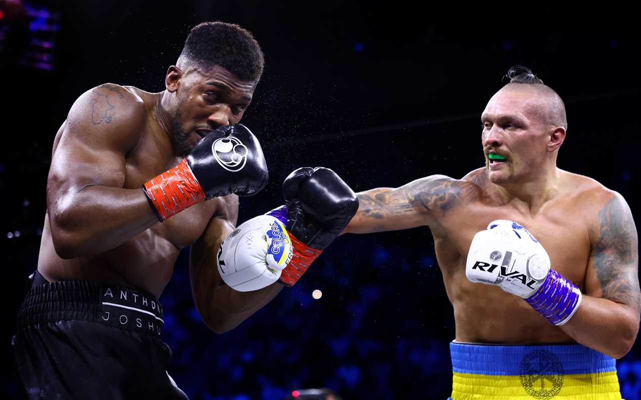 Ricky Hatton predicts Tyson Fury's fight ahead of the title fight and says that he has everything Oleksandr Uzyk has and more.