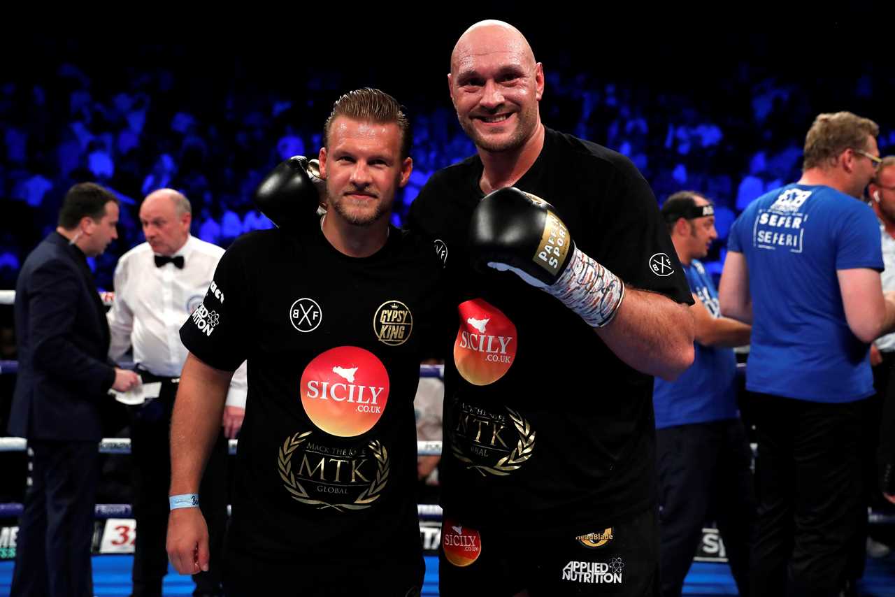 Ex-coach Ben Davison warns that Tyson Fury will STRUGGLE against Oleksandr Uzyk if he fights in a certain manner.