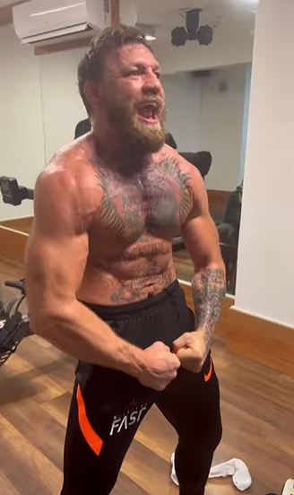 Conor McGregor is unrecognizable as Tom Egan, former teammate and Irish UFC star, shares a 2009 snap of the pair