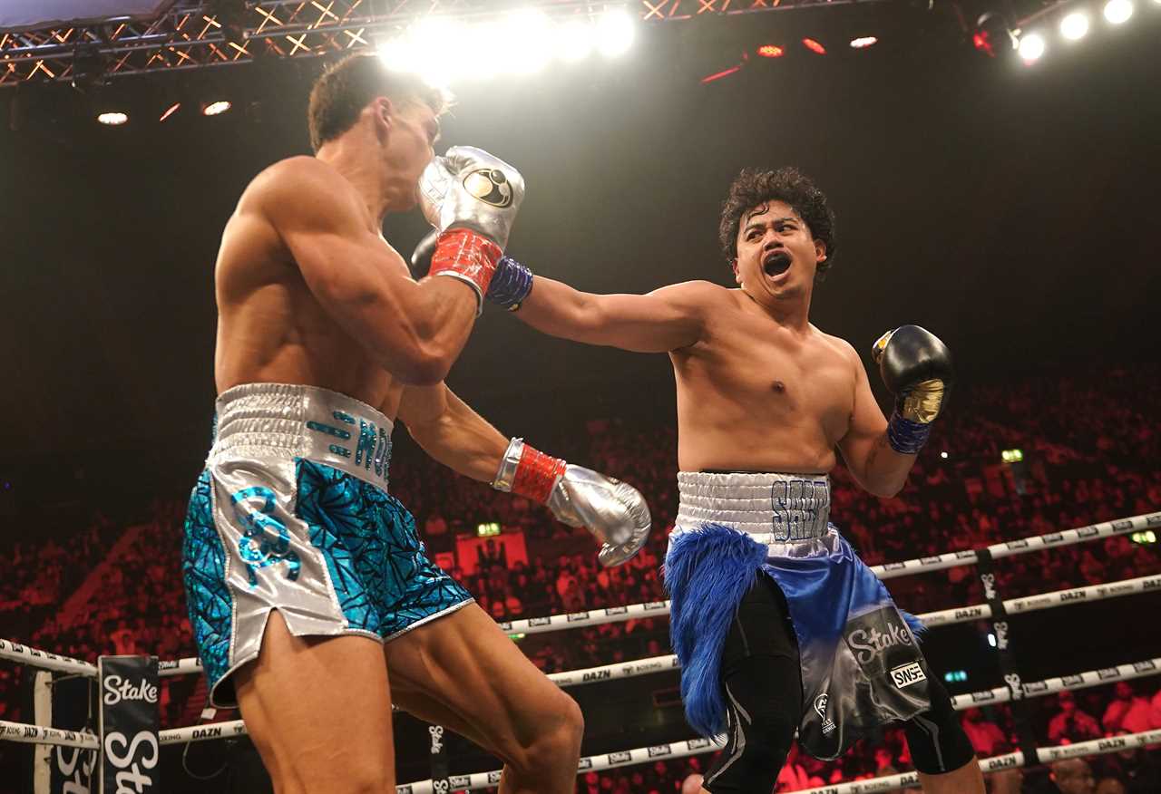 Eddie Hearn offers Salt Papi a pro-boxing contract. He calls him the best YouTuber fighter and he is now offering it to him.