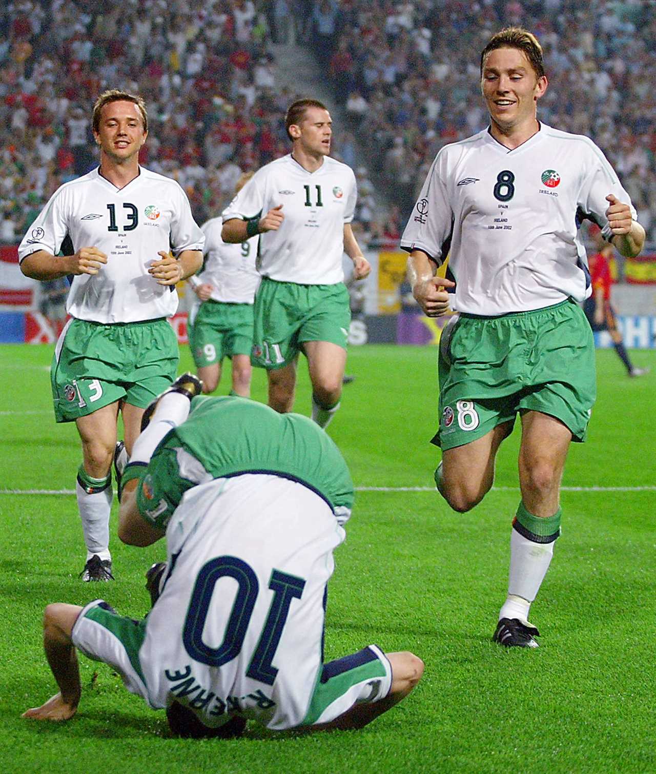 Conor McGregor jokes that Robbie Keane, a power slap contestant, has 'turned into Robbie Keane as she forward rolls after taking a brutal hit