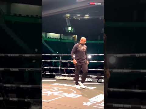 Roy Jones Jr still has it