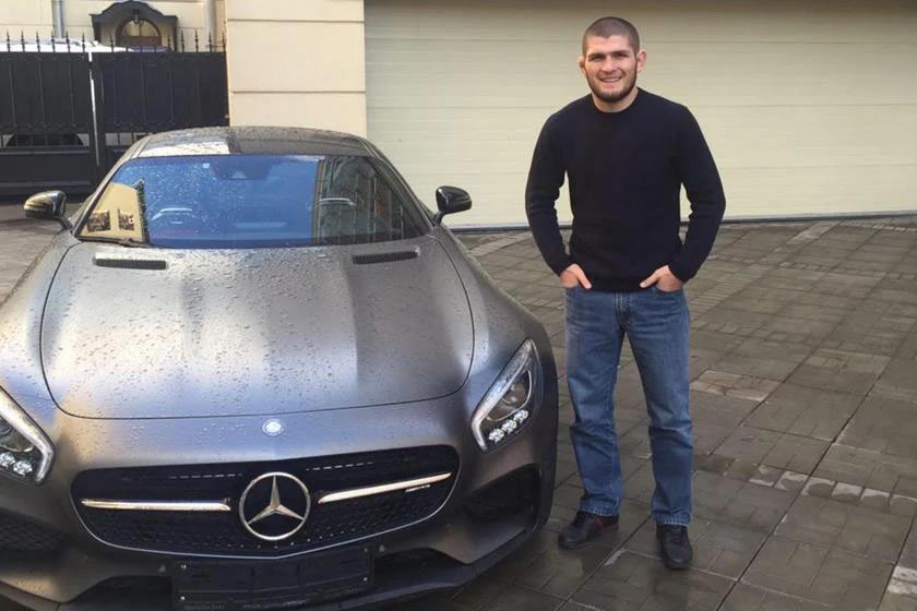 Conor McGregor earns PS120k per Instagram posting to reveal the top ten most influential MMA fighters