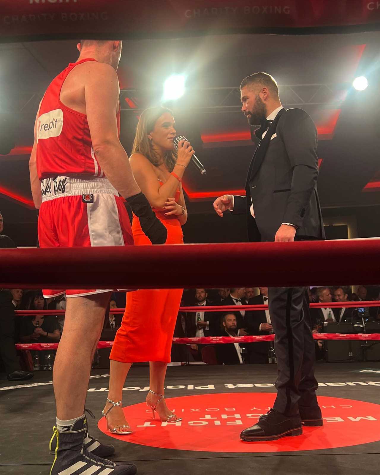 DAZN reporter says she was harmed by a wardrobe problem while attending a boxing event.
