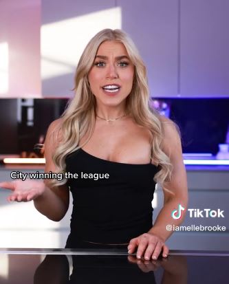 Elle Brooke, OnlyFans model and boxer, reveals what secretly turns her onto sparking a row with Arsenal fans