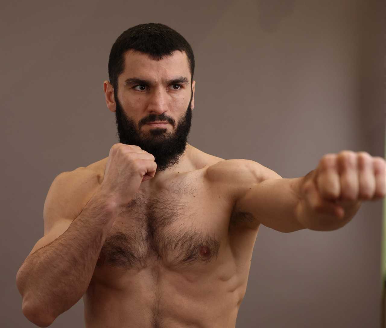 Artur Beterbiev says that he is more focused on belts after the Mexican loss to Dmitry Bivol