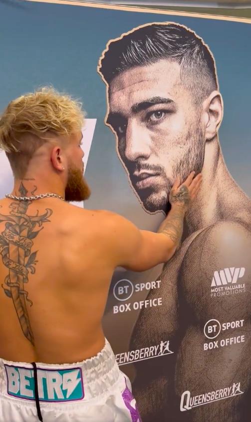 As Tommy Fury warns Molly-Mae, Jake Paul has a heart to heart with Tommy Fury.