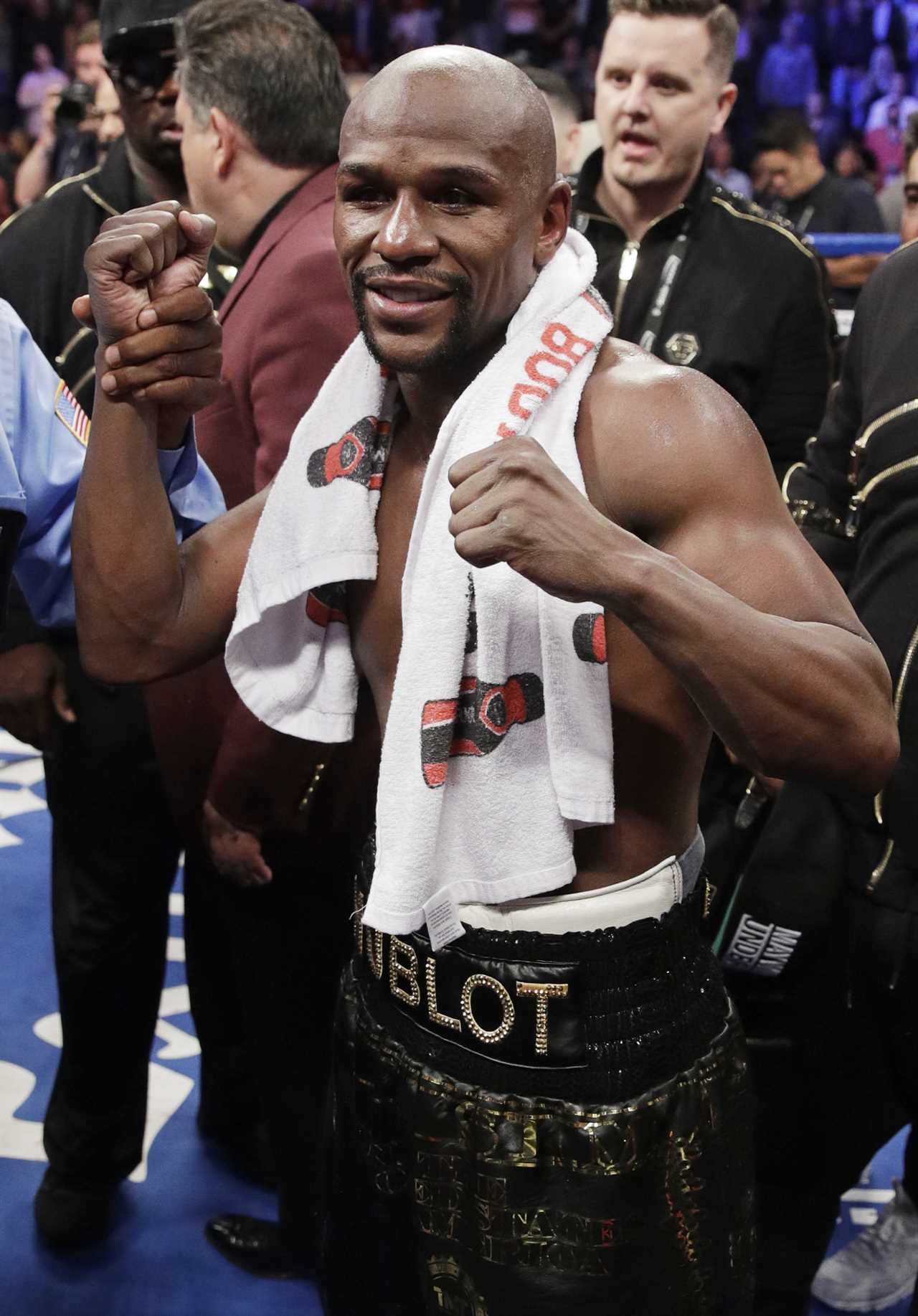 Jake Paul compared to Floyd Mayweather by Mike Tyson’s ex-coach but says YouTuber will never be a ‘world-class fighter’