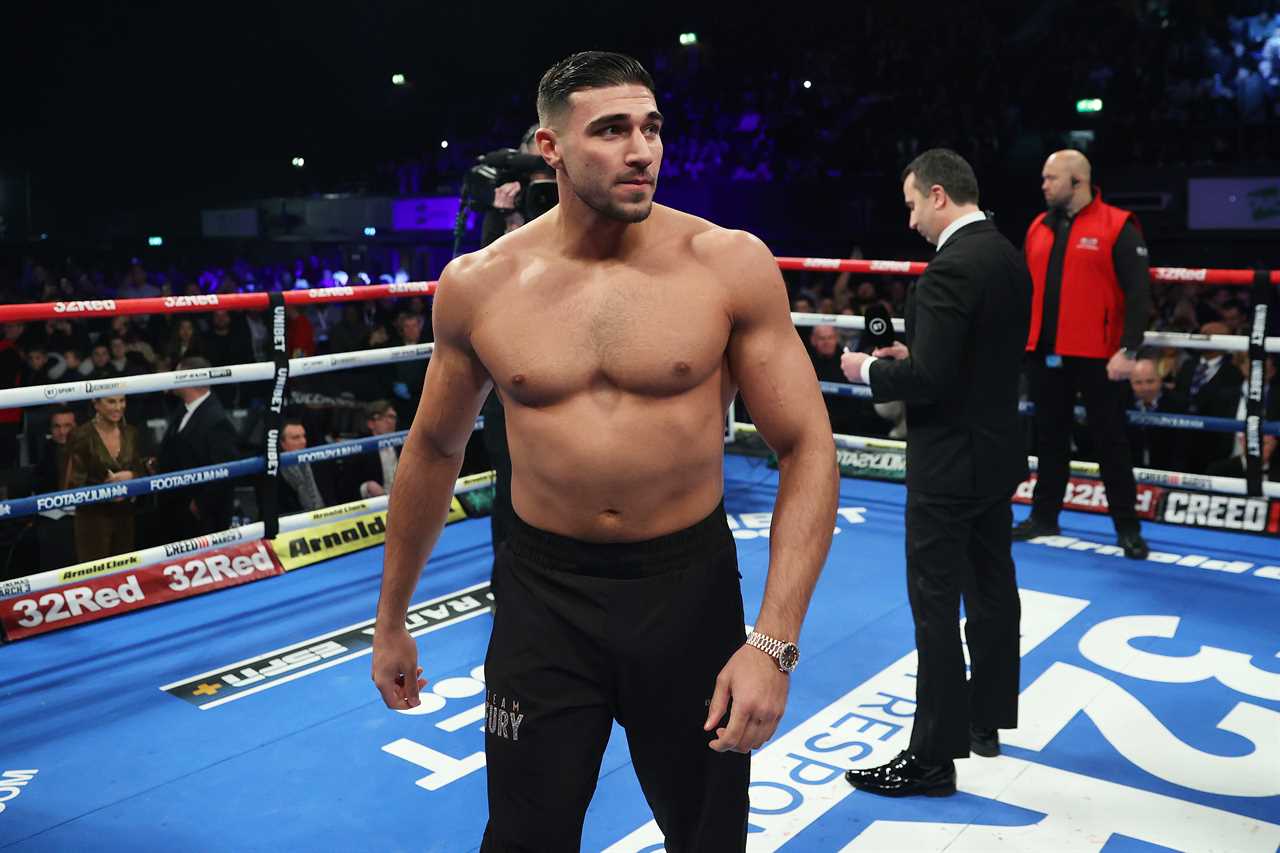 Jake Paul urges to SCRAP Tommy Fury box UFC legend Mike Perry instead