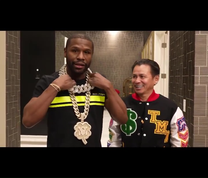 Floyd Mayweather spends $1million on white-gold, 300-carat diamond chains ahead of Aaron Chalmers fight