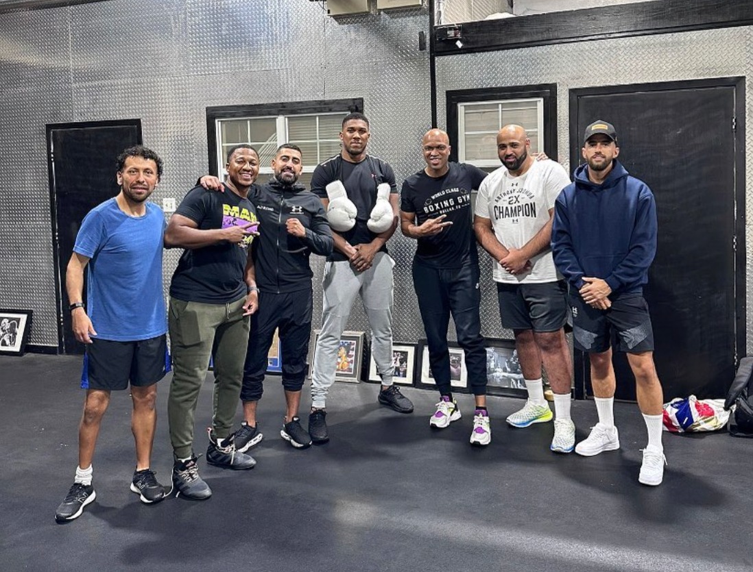 Anthony Joshua looks amazing under Derrick James, as the details of his Jermaine Franklin camp are revealed