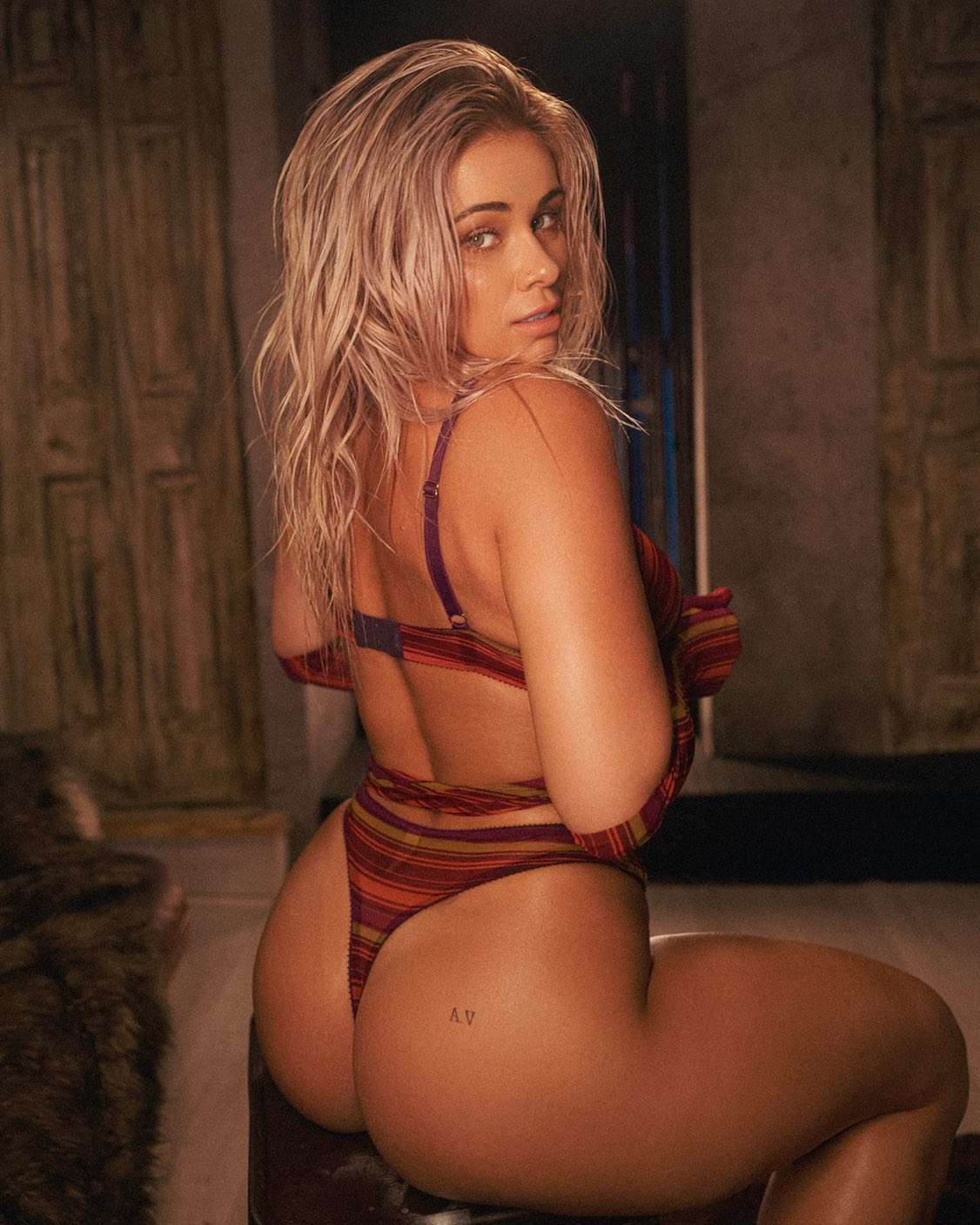 Paige VanZant nearly spills out of her top in a risky Instagram photo as she flaunts the cleavage of ex-UFC star.