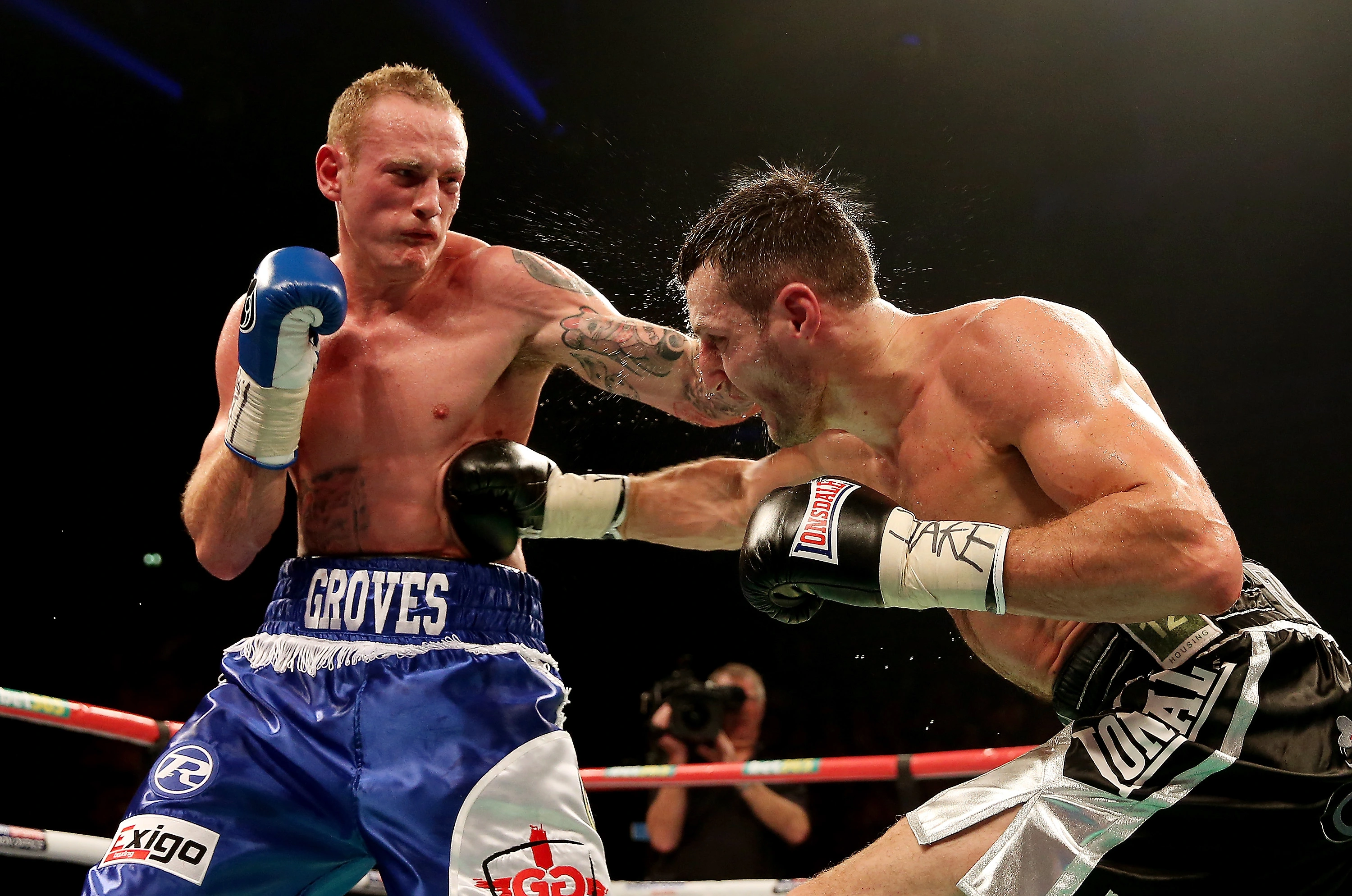 The former world champion boxer is now unrecognizable to fight fans who were stunned by the striking new style of Brit legend.