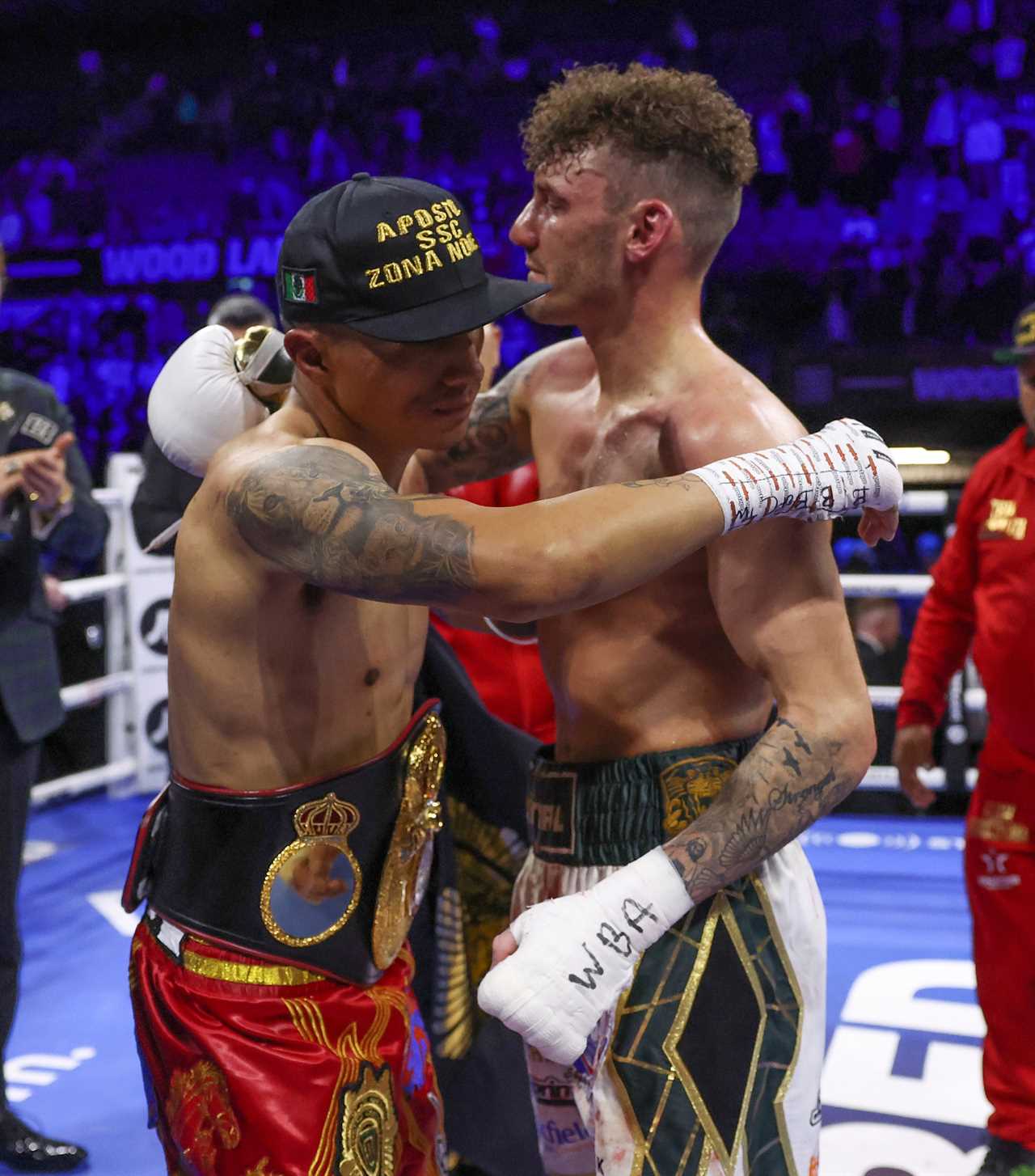 Watch Mauricio Lara's KO of Leigh Wood, which left a Brit boxer in need of oxygen.