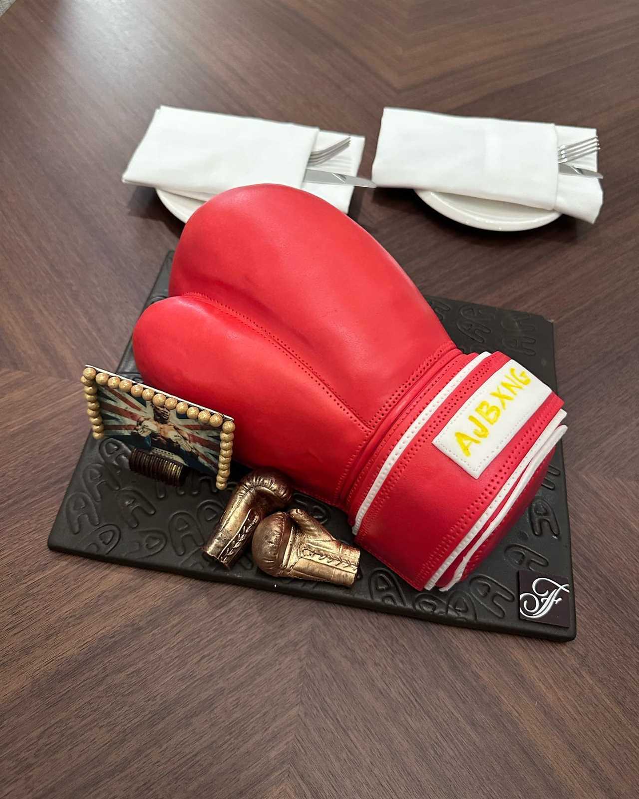 Anthony Joshua's Dallas training camp, which includes a brutal workout and a new gym, is for Jermaine Franklin.