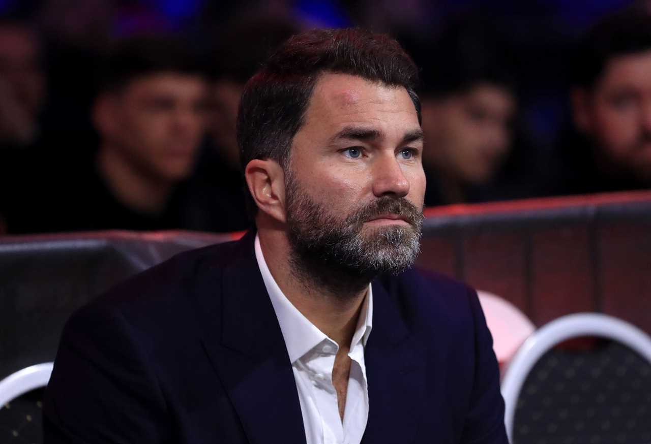 Tyson Fury makes a huge bet that Tommy will knock out Jake Paul.