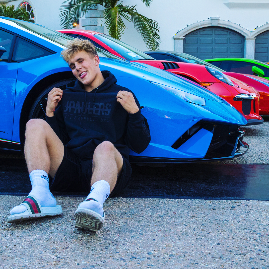 UFC legend Ben Askren is puzzled by Jake Paul’s popularity, and labels YouTuber an idiot who is too stupid to understand.