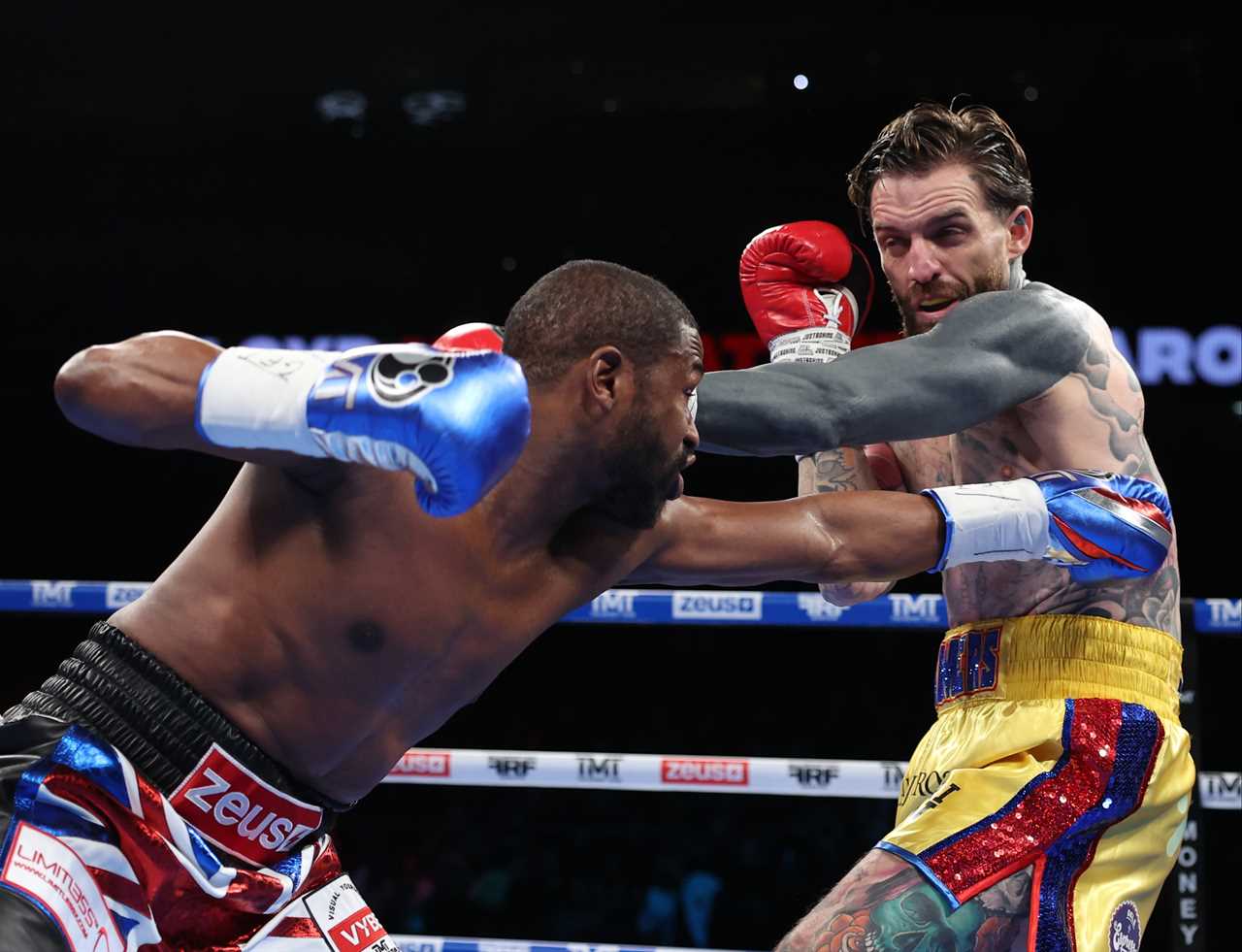 Worst thing that I have ever seen in sport - Boxing fans are shocked to pay PS25 for Mayweather vs Chalmers.