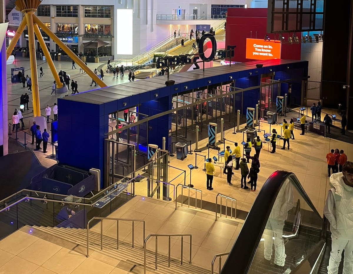 Mayweather vs Chalmers is a disaster as the card was delayed by O2 Arena, which was almost empty, and thousands of tickets that were not sold
