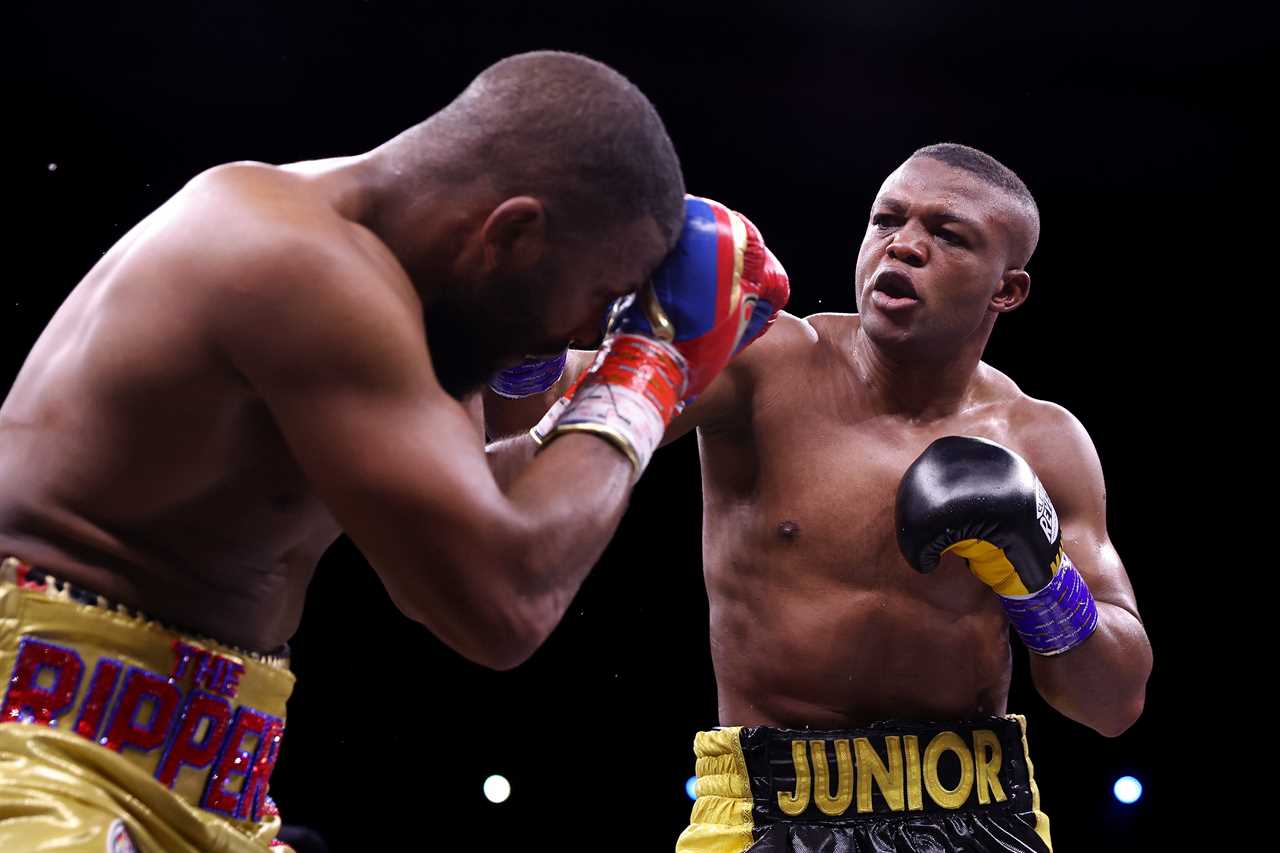 Fans stunned by legendary announcer Michael Buffer's gaffe