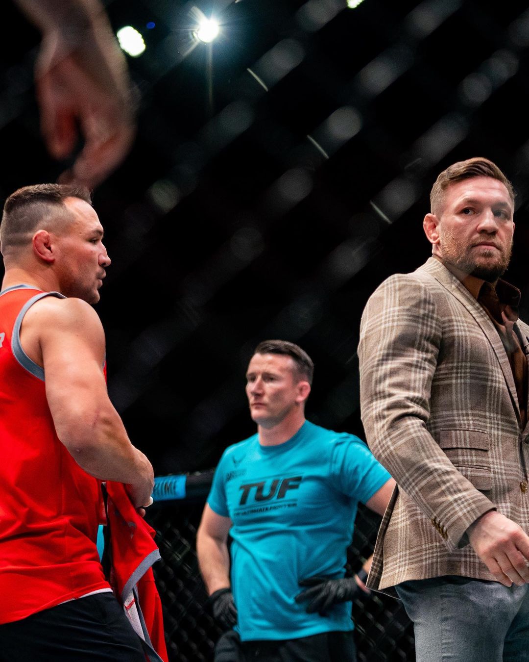 UFC Insider: Details of the drama between Conor McGregor & Michael Chandler on Ultimate Fighter