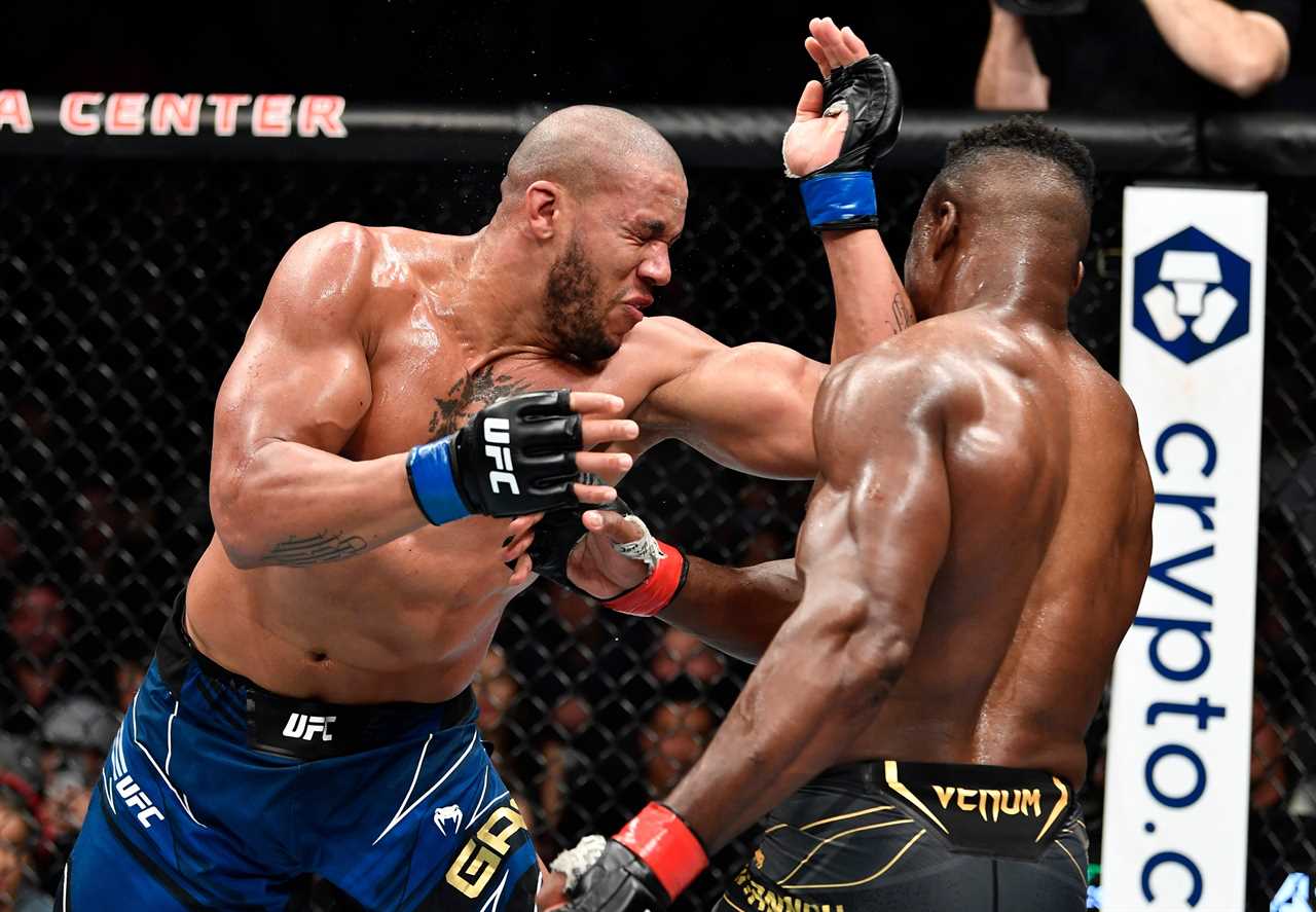 UFC 285: Gane breaks the silence about Jon Jones' transformation to heavyweight and says he prefers to win the title against great fighters