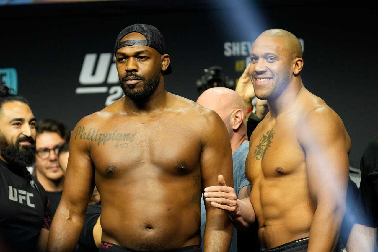 Drake wagers $250,000 on Jon Jones to submit Ciryl Gae at UFC 285 -- but fans are afraid curse could strike