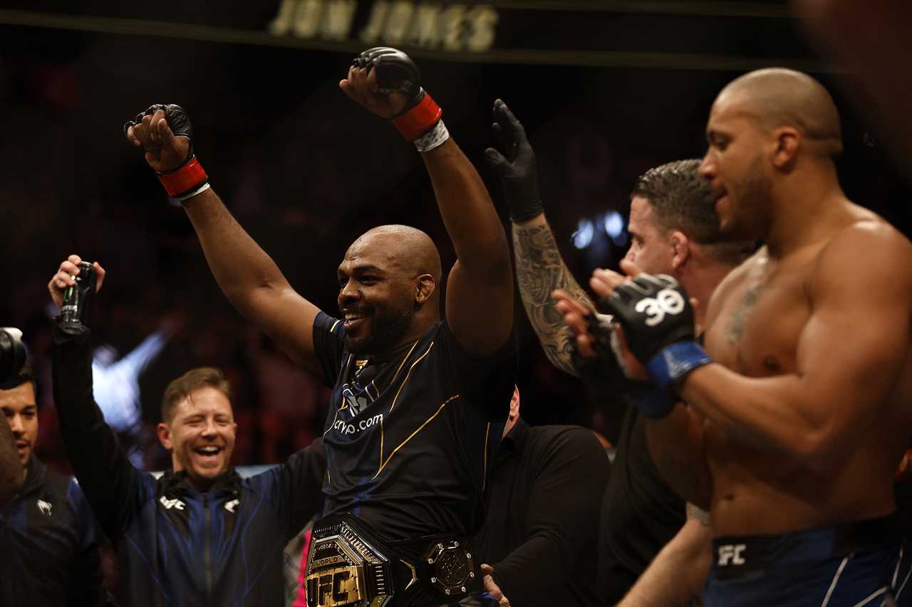 Five things UFC 285 didn't show cameras include Jake Gyllenhaal’s fight, Conor McGregor’s secret chat, and Blizerian
