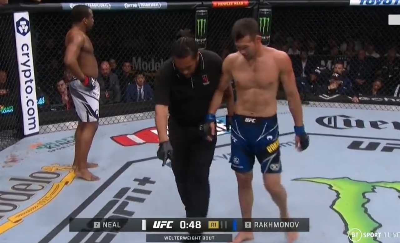 After spotting a safety issue, Joe Rogan was forced to help a fighter and commentate at UFC 285