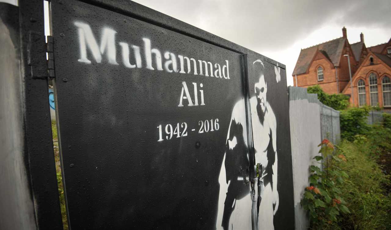 Sad tale of Muhammad Ali Centre, left abandoned and covered in bird poo with smashed bars and pool tables in Birmingham