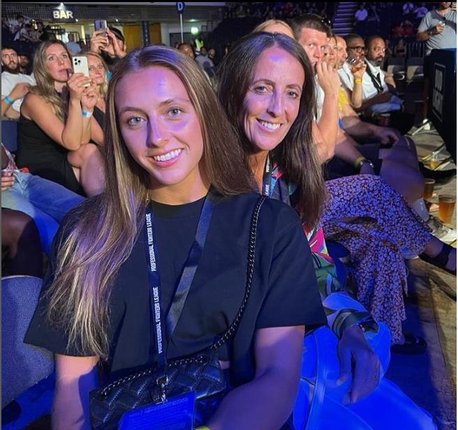 After entering the $100,000 winner-takes-all European tournament at PFL, I am a MMA superstar looking to follow in the footsteps of my mother.