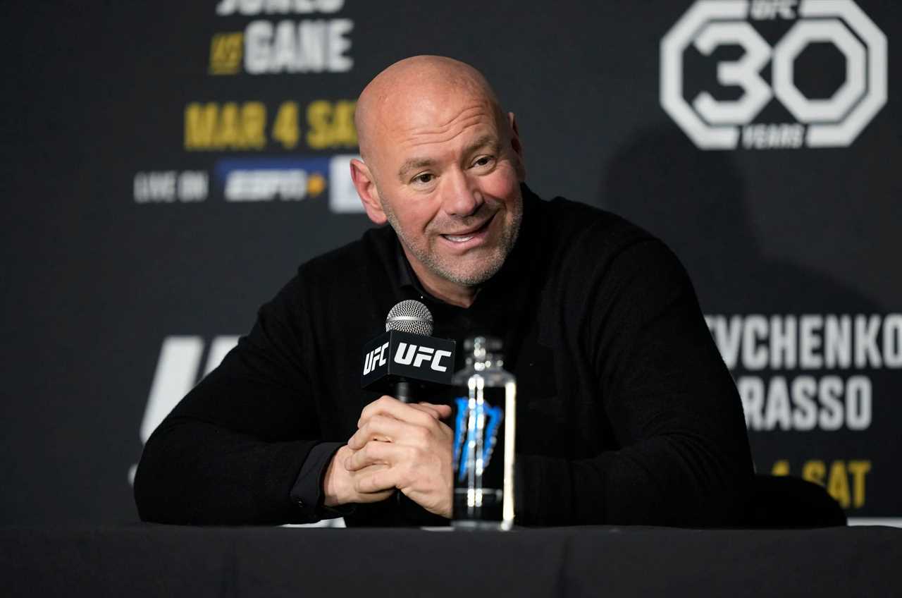 Welcome to Boxing - UFC boss Dana White reacts at Tyson Fury's unification bout with Oleksandr Uzyk.