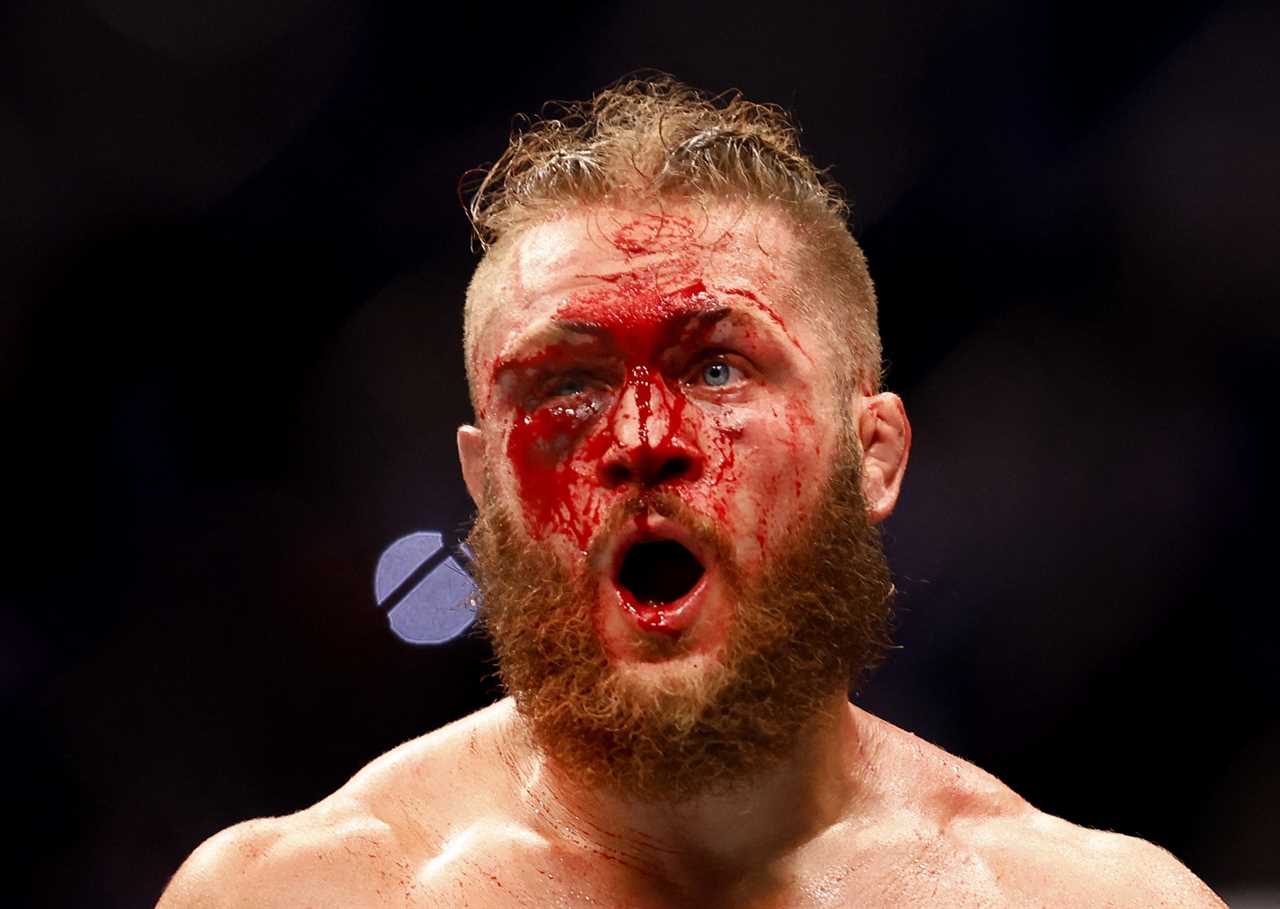 After winning the UFC 286 thriller, Justin Gaethje makes Rafael Fiziev's eyes a bloody mess and wants another title shot.