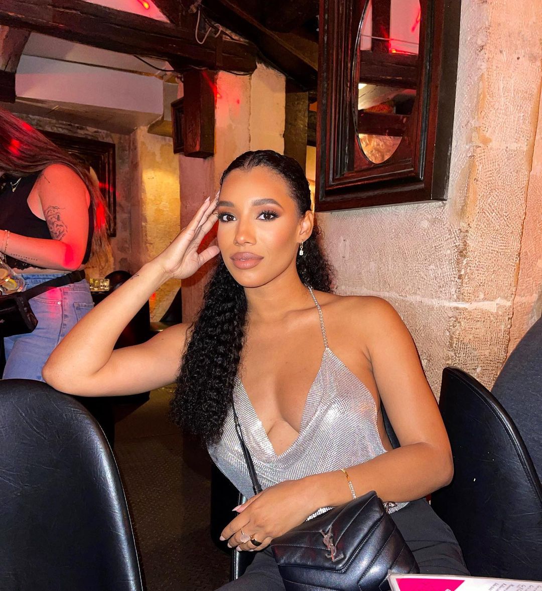 Brookliyn Wren, a stunning UFC octagon girl, dances in tiny bikinis