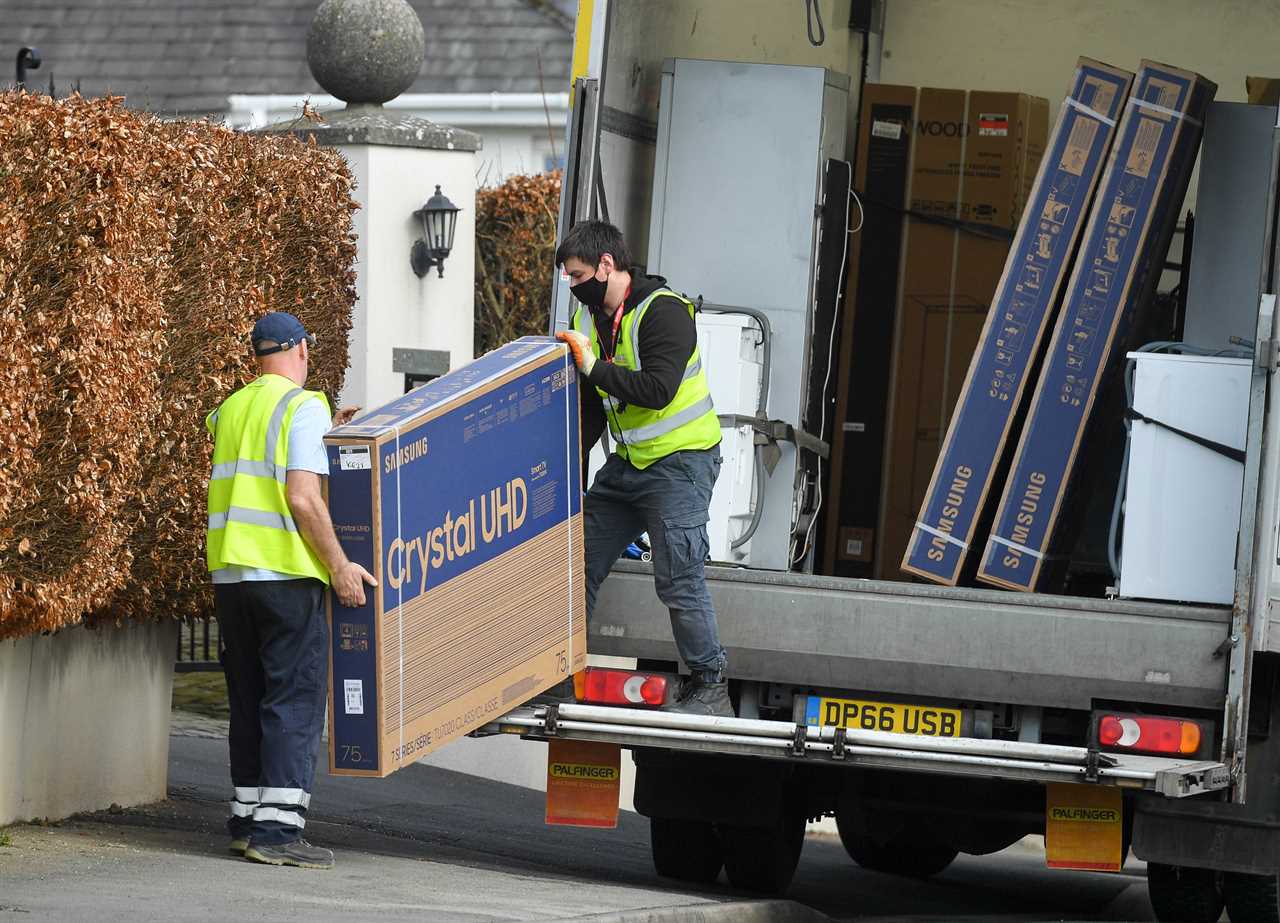 Tyson Fury took delivery of three £800 Samsung TVs