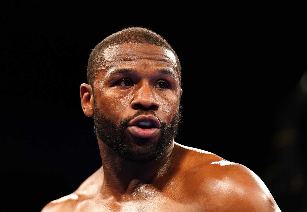 Floyd Mayweather's beloved assistant, 47 years old, is killed in a family funeral.