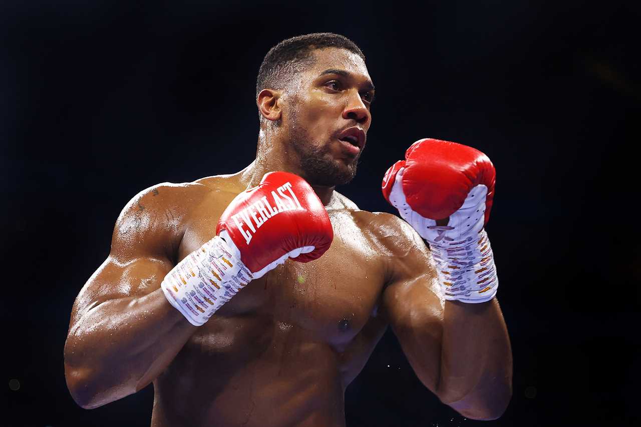 LoftusCheek beat me to it - Anthony Joshua revisits his dream date in playful interview by Laura Woods