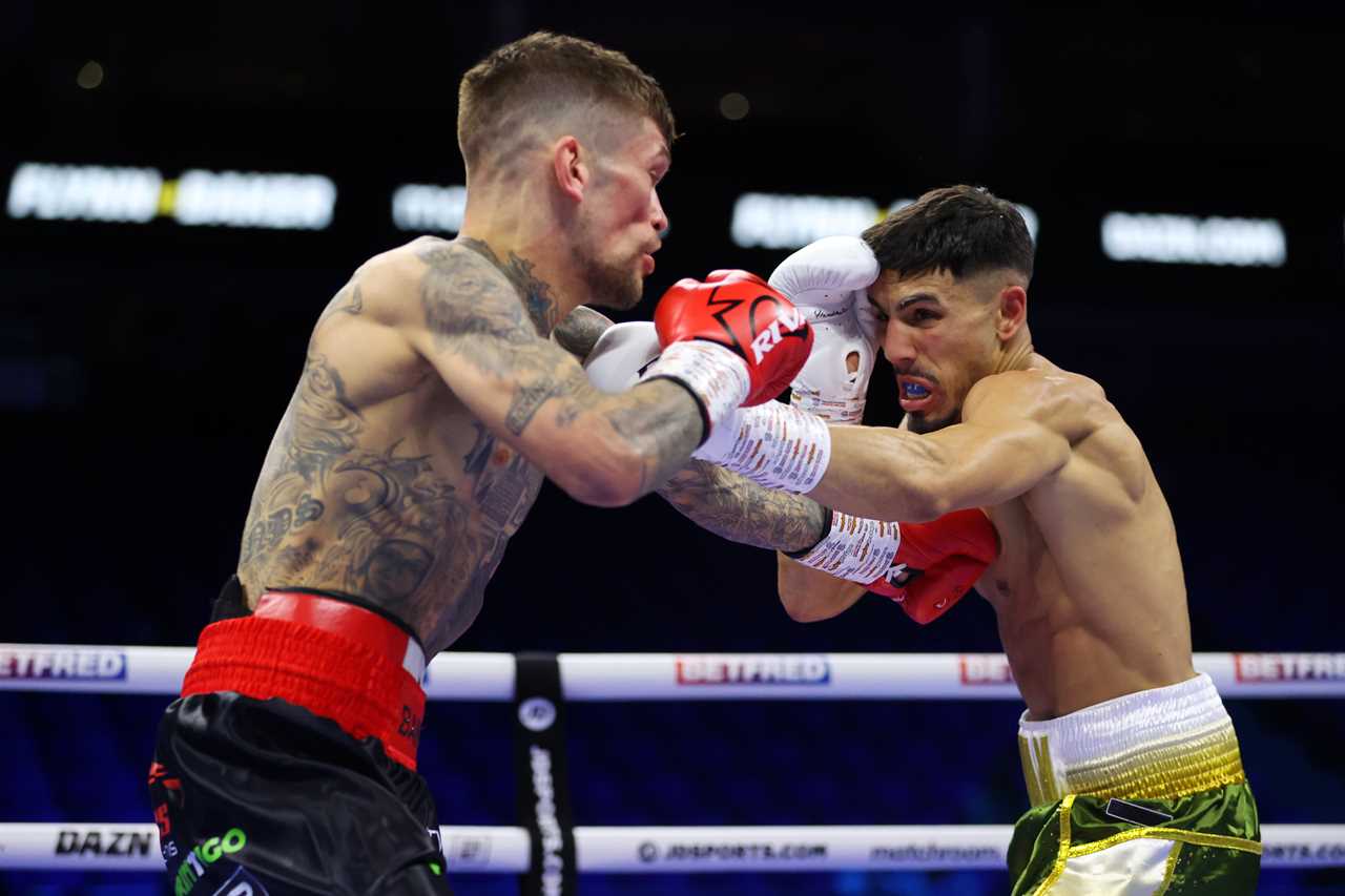 Jordan Flynn announces his next fight and plans to'smash' KSI.