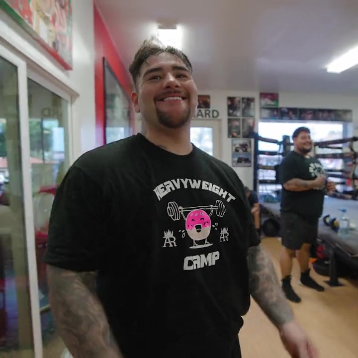 Comparison of Tyson Fury's and Andy Ruiz Jr.'s lifestyles: from PS60m combined fortune, mansions, car collections, and Wags