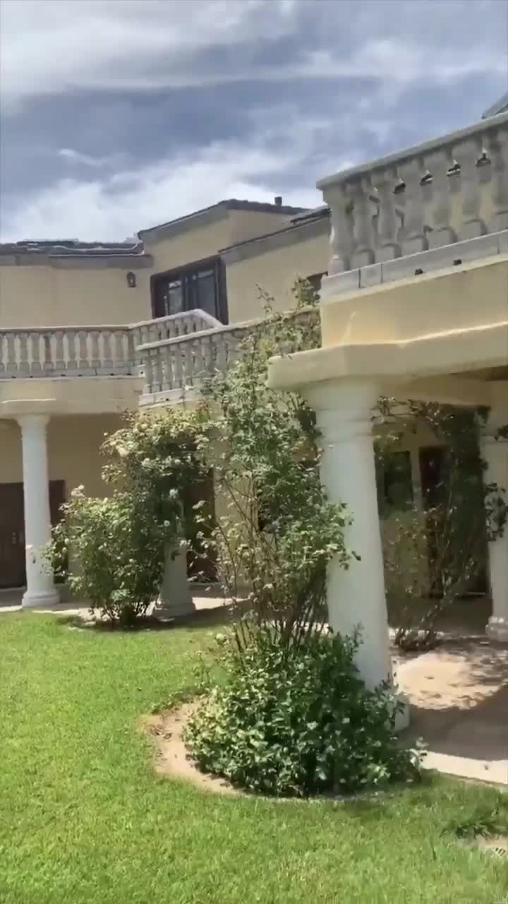 Comparison of Tyson Fury's and Andy Ruiz Jr.'s lifestyles: from PS60m combined fortune, mansions, car collections, and Wags