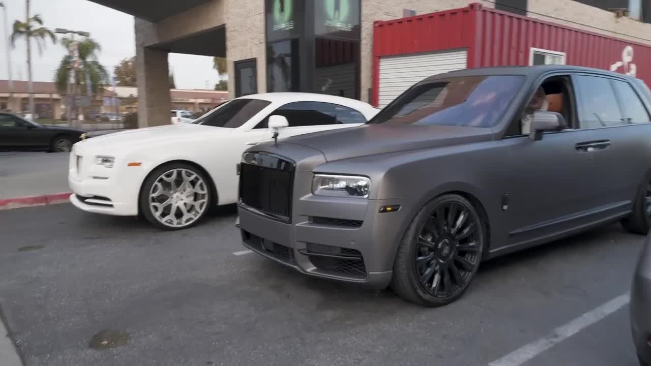 Comparison of Tyson Fury's and Andy Ruiz Jr.'s lifestyles: from PS60m combined fortune, mansions, car collections, and Wags