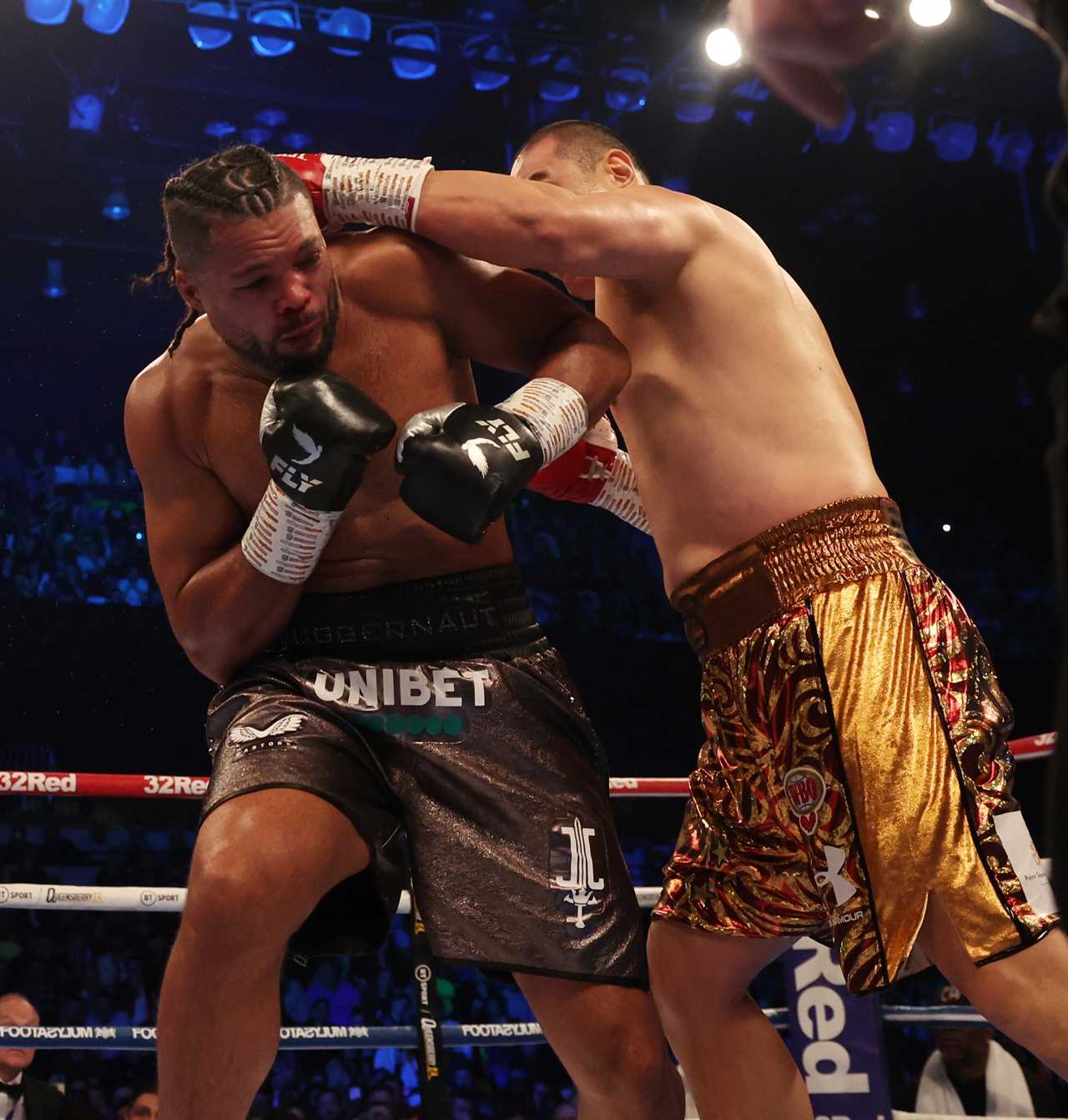 Boxing fans can't believe the'shameful scorecards' from Joe Joyce's shock loss to Zhilei Zhao and demand an investigation