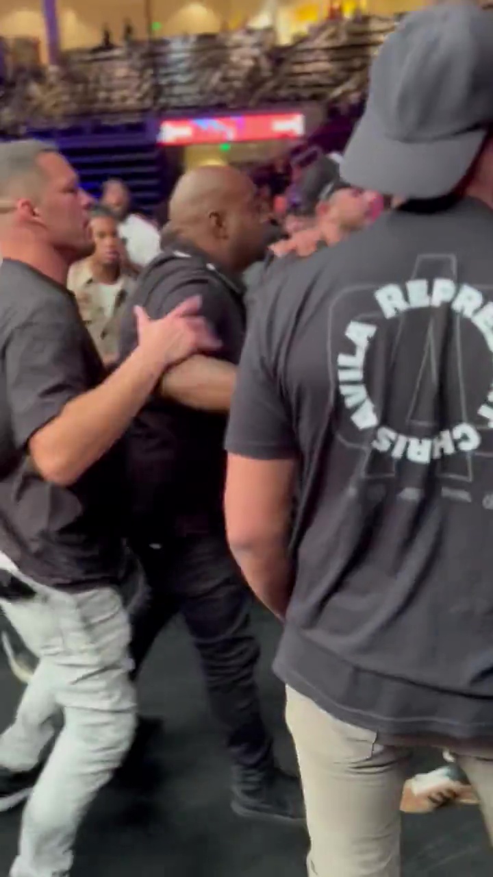Nate Diaz fights with a man on the street, after he threw BOTTLE towards Netflix star Chase deMoor during Misfits boxing match