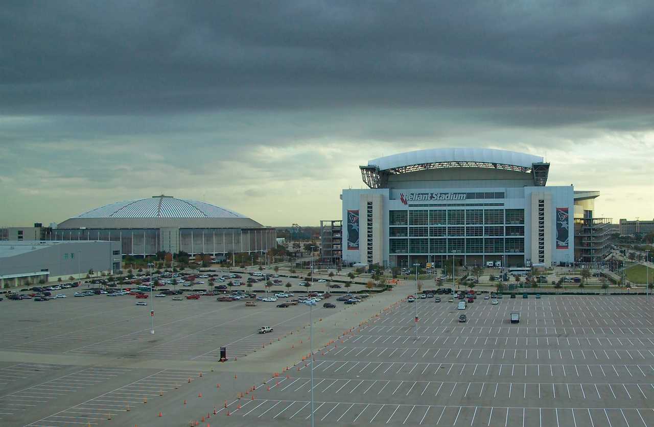 The abandoned stadium, dubbed the eighth wonder of the world, is dormant and CAN'T BE knocked down.