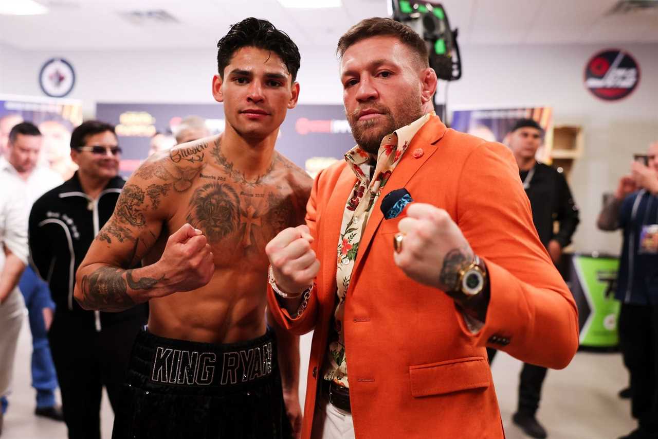 Old rival claims that Conor McGregor was forced to apologize for calling TV boss Gervonta Davies a weasel in order to obtain tickets.