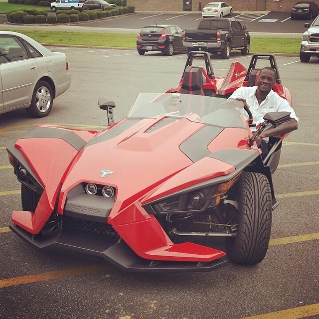 Joshua and Wilder’s lifestyles compared. AJ flies in private jets, and the Bronze Bomber drives a PS430k Lamborghini