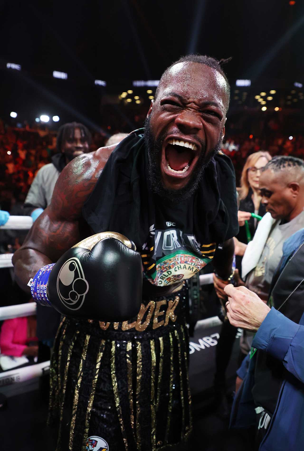 Unexpected source predicts Anthony Joshua to KO Deontay in brutal style