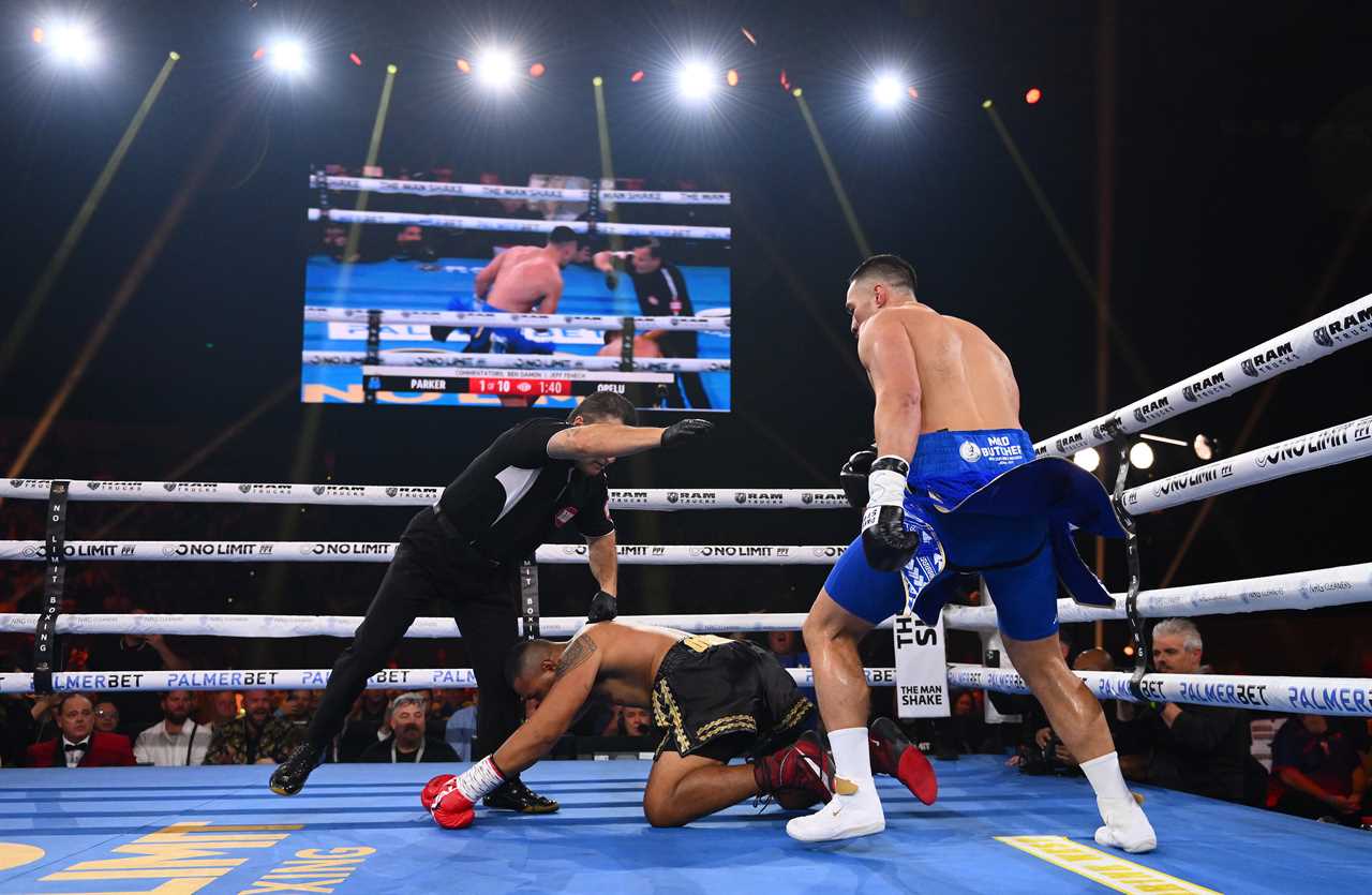 Joseph Parker wins 89-SECOND K.O. against Faiga Opelu in a custom suit worn by Tyson Fury.